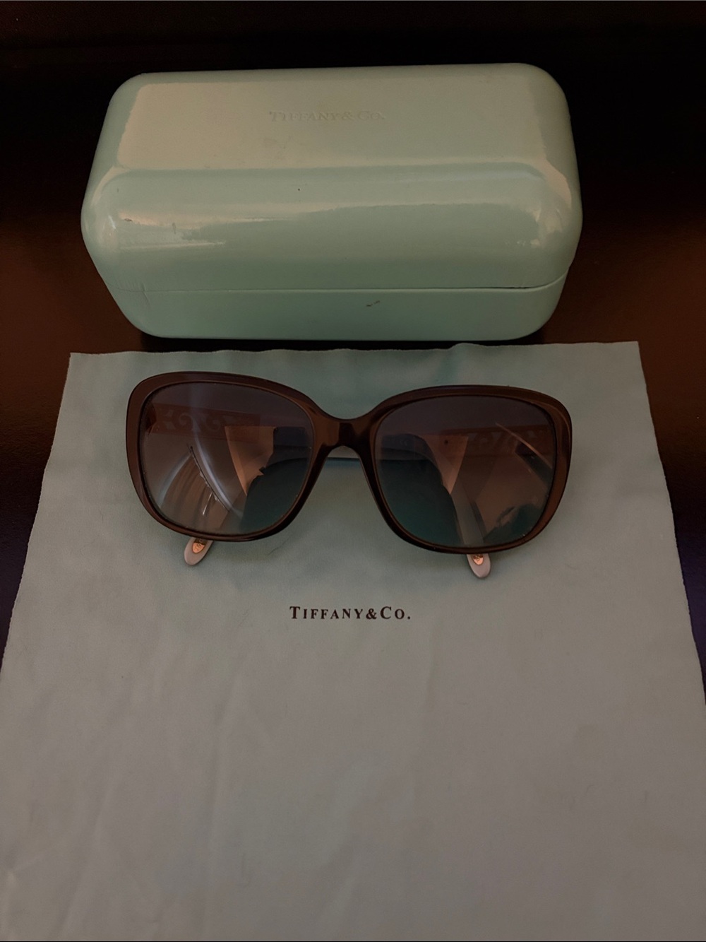Tiffany & Co. BlackGradient Oversized Women's Sunglasses with Tiffany Blue Case